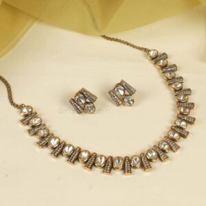 Heavy necklace