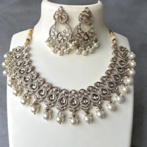Heavy necklace
