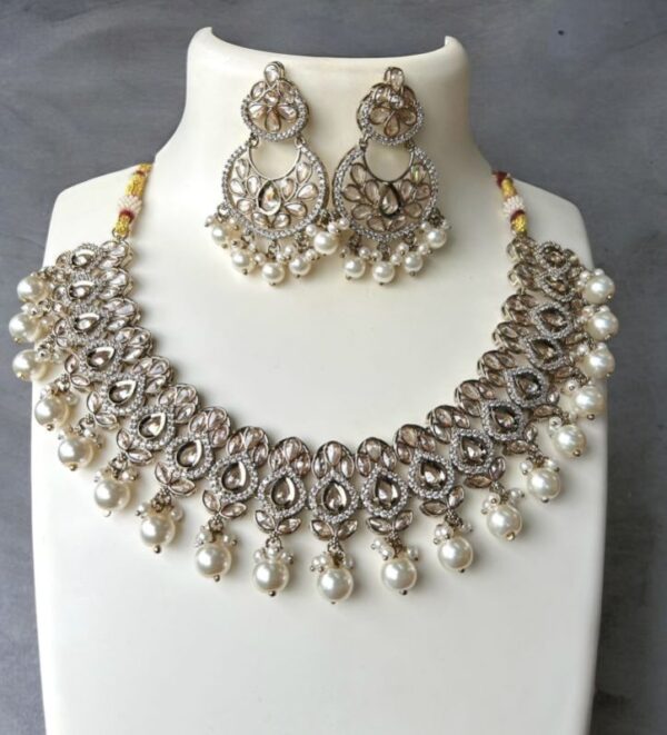 Heavy necklace