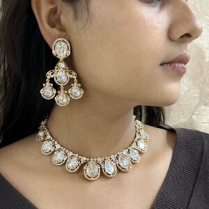 Heavy necklace
